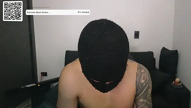 Snapshot of cash_master888 chatting on February 3, 6:40 am cash master888 online show from February 3, 6:40 am