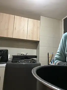 Snapshot of RavenEllieUniverse chatting on March 6, 11:12 pm RavenEllieUniverse online show from March 6, 11:12 pm