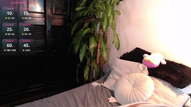 Mia Volkova  online show from May 2, 1:49 pm