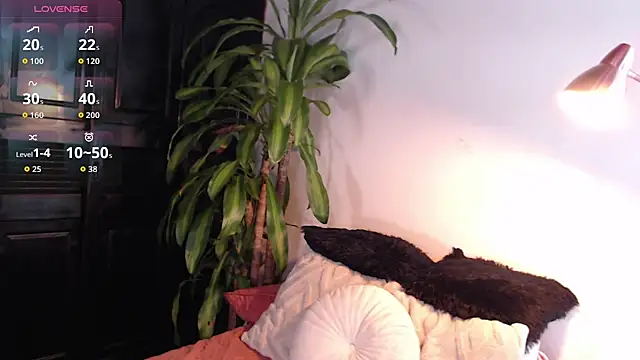 Snapshot of Mia_Volkova_ chatting on May 22, 4:01 pm Mia Volkova online show from May 22, 4:01 pm