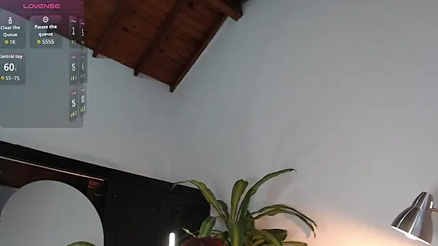 Snapshot of Mia_Volkova_ chatting on July 18, 11:47 am Mia Volkova online show from July 18, 11:47 am