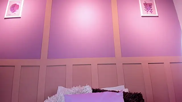 LilithAllenn online show from February 11, 3:22 am