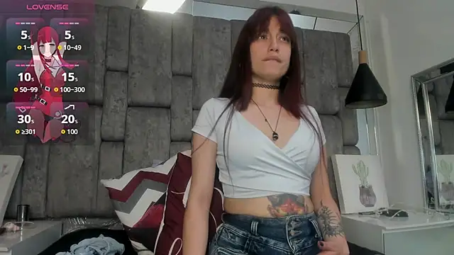 Snapshot of JenniQ69 chatting on July 10, 8:00 pm JenniQ69 online show from July 10, 8:00 pm