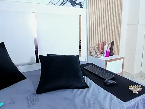 Zoehoney hl online show from March 18, 5:21 am