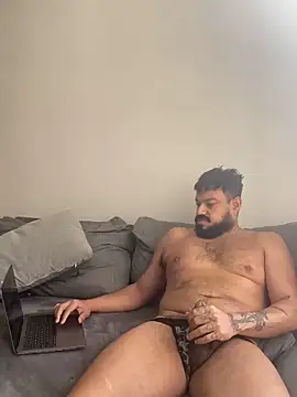 Snapshot of latinCuplex chatting on February 16, 12:01 pm latinCuplex online show from February 16, 12:01 pm