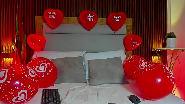 ivette swan online show from February 14, 1:08 pm