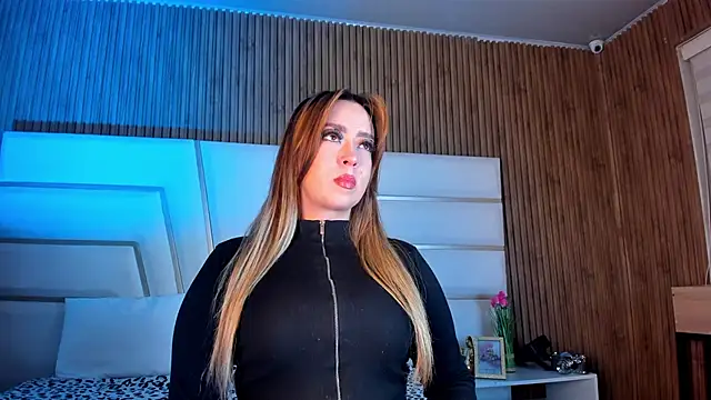 Xara Shadow online show from March 9, 11:53 pm