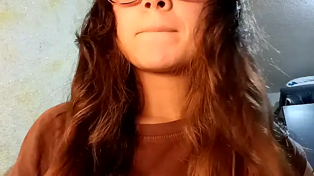 Raven  5 online show from February 12, 9:10 pm