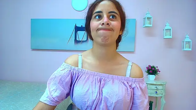 scarlett clyde online show from July 5, 2:46 pm
