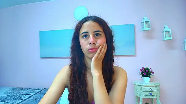 scarlett clyde online show from July 15, 12:43 pm