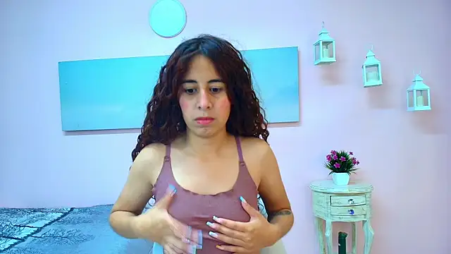 scarlett clyde online show from July 21, 12:40 pm