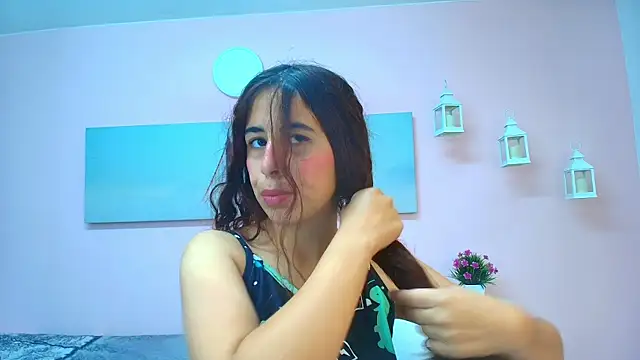 scarlett clyde online show from July 30, 12:37 pm