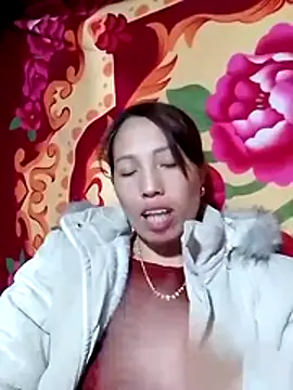 Gummiesu online show from February 2, 1:43 pm