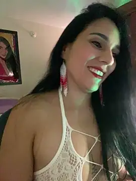 Snapshot of Miaswwe chatting on June 6, 12:54 pm Miaswwe online show from June 6, 12:54 pm