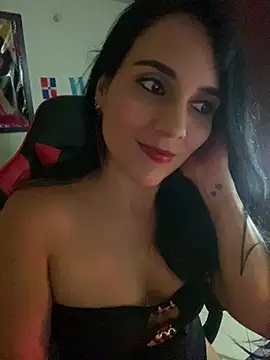 Snapshot of Miaswwe chatting on June 12, 3:05 am Miaswwe online show from June 12, 3:05 am