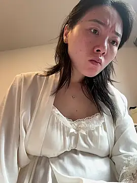 Cheating-wife online show from April 28, 3:00 am