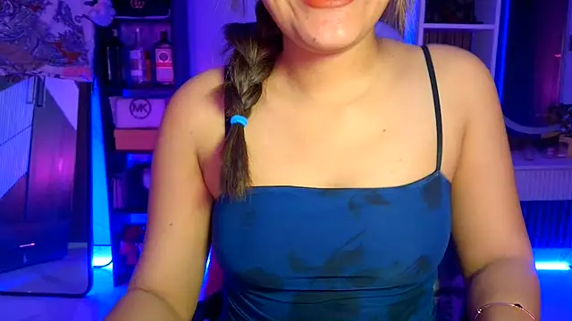  Maanvi  online show from June 14, 2:24 am