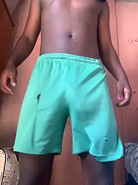 Snapshot of taitaimont chatting on January 18, 12:09 pm taitaimont online show from January 18, 12:09 pm