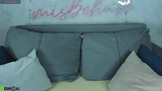 Snapshot of Nicole_Vasquez chatting on May 20, 9:26 am Nicole Vasquez online show from May 20, 9:26 am
