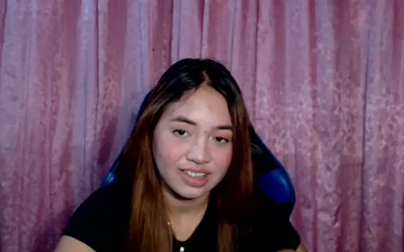 Snapshot of pinay_mayahiga chatting on May 10, 12:54 pm pinay mayahiga online show from May 10, 12:54 pm
