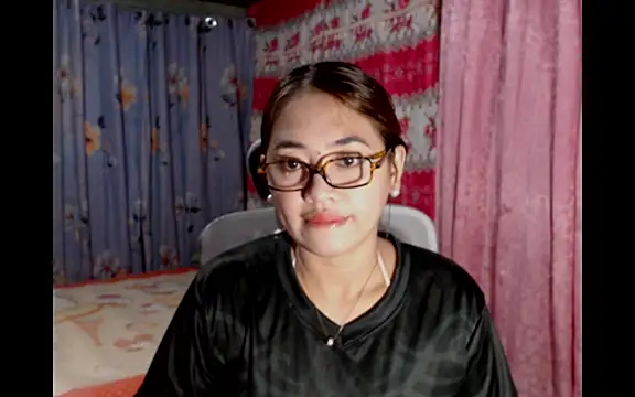 Snapshot of pinay_mayahiga chatting on July 19, 1:26 pm pinay mayahiga online show from July 19, 1:26 pm