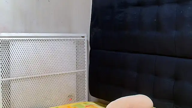 Snapshot of EbonyEmpressMilf chatting on June 17, 8:43 pm EbonyEmpressMilf online show from June 17, 8:43 pm