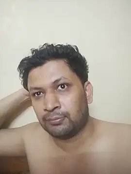 Snapshot of Pravin9562 chatting on April 24, 2:41 pm Pravin9562 online show from April 24, 2:41 pm