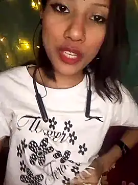 Maliha Chowdhury online show from March 2, 6:48 pm