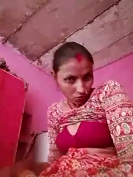 Snapshot of Juli_rathore chatting on March 5, 8:10 am Juli rathore online show from March 5, 8:10 am