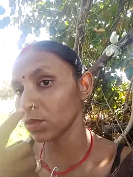 Snapshot of Juli_rathore chatting on March 6, 6:10 am Juli rathore online show from March 6, 6:10 am