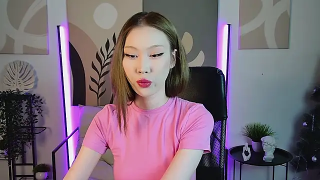 SarahRice online show from February 27, 4:18 pm