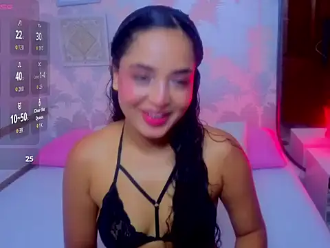 Emma Thompssonn online show from June 15, 12:18 pm