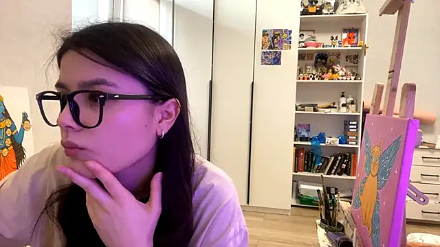 Snapshot of SaintMari chatting on May 10, 2:22 pm SaintMari online show from May 10, 2:22 pm