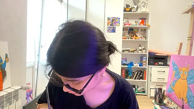 Snapshot of SaintMari chatting on May 12, 10:23 am SaintMari online show from May 12, 10:23 am