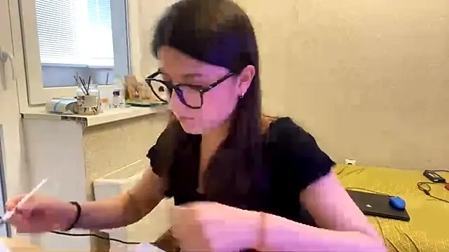 Snapshot of SaintMari chatting on June 3, 2:55 pm SaintMari online show from June 3, 2:55 pm