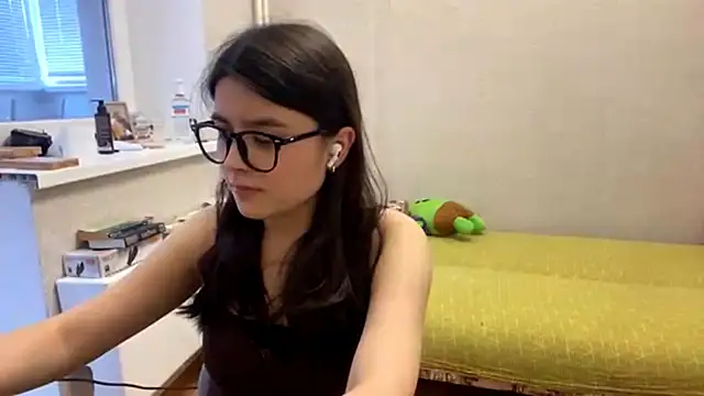 SaintMari online show from June 28, 3:18 pm