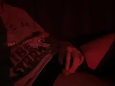 Snapshot of LEO_shy chatting on February 10, 5:39 pm LEO shy online show from February 10, 5:39 pm