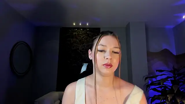 EmilyCarterX online show from March 31, 11:32 am
