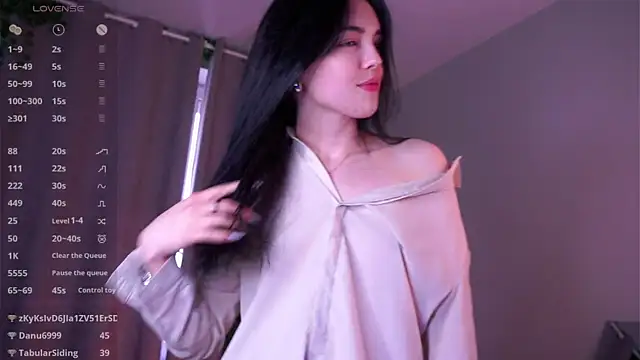Snapshot of MirnaTellado chatting on May 11, 2:45 pm MirnaTellado online show from May 11, 2:45 pm