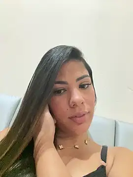 Snapshot of paola_oliveira chatting on March 7, 5:43 pm paola oliveira online show from March 7, 5:43 pm