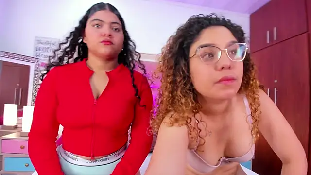 AllisonAdams  online show from April 24, 8:00 pm