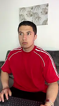 Snapshot of Alexander_Connor chatting on July 16, 12:00 pm Alexander Connor online show from July 16, 12:00 pm