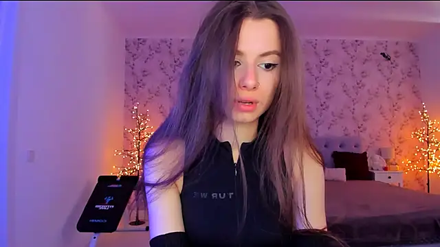 Snapshot of Hot_Molly5 chatting on May 7, 9:47 am Hot Molly5 online show from May 7, 9:47 am