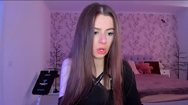 Hot Molly5 online show from June 4, 9:48 am