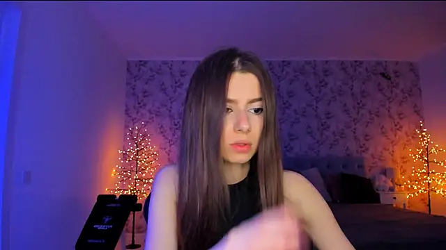 Hot Molly5 online show from June 6, 7:07 pm
