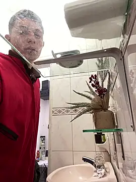 santiObrero online show from February 20, 3:23 pm