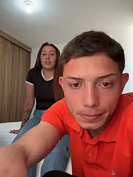 santiObrero online show from May 19, 7:09 pm