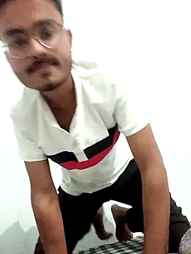 Snapshot of sdgjjkkmm chatting on February 24, 4:49 pm sdgjjkkmm online show from February 24, 4:49 pm