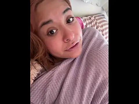 Nailealipsglossy online show from February 18, 3:08 pm