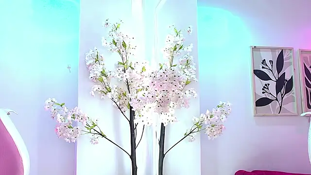 Snapshot of Zoe_swan chatting on May 16, 12:40 am Zoe swan online show from May 16, 12:40 am